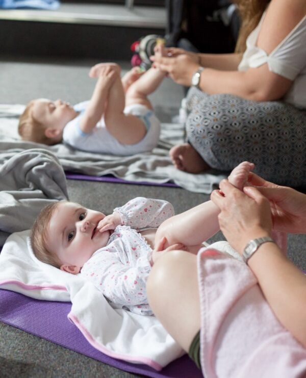 charlotte-teaching-baby-massage-class-600x741